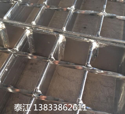 不銹鋼鋼鋼格板規(guī)格型號(hào)、價(jià)格、生產(chǎn)廠家 泰江