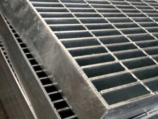 熱鍍鋅鋼格板平臺(tái)型號(hào)655/40/100鋼格板荷載標(biāo)準(zhǔn) 熱鍍鋅鋼格板平臺(tái)型號(hào)655/40/100鋼格板荷載標(biāo)準(zhǔn)